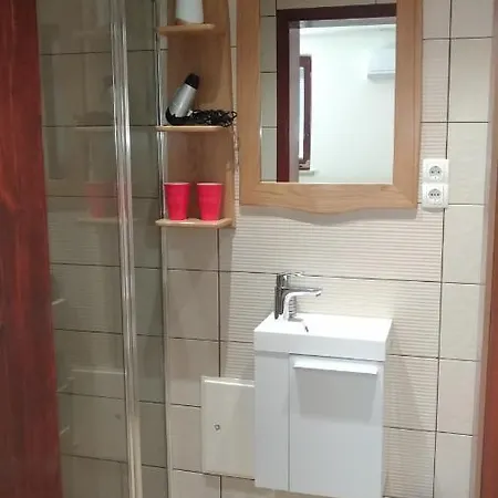 Apartman Apartma Lara *