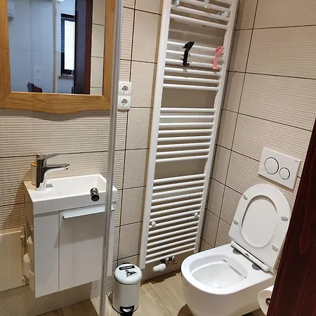 Apartma Lara *