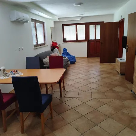 Apartma Lara Apartment *