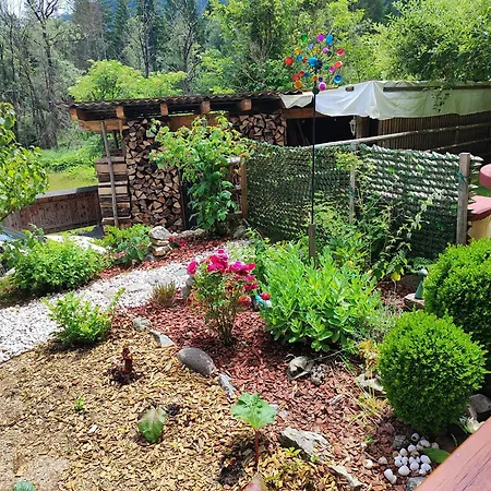 Apartman Apartma Lara *