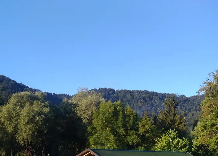 アパート Apartma Lara